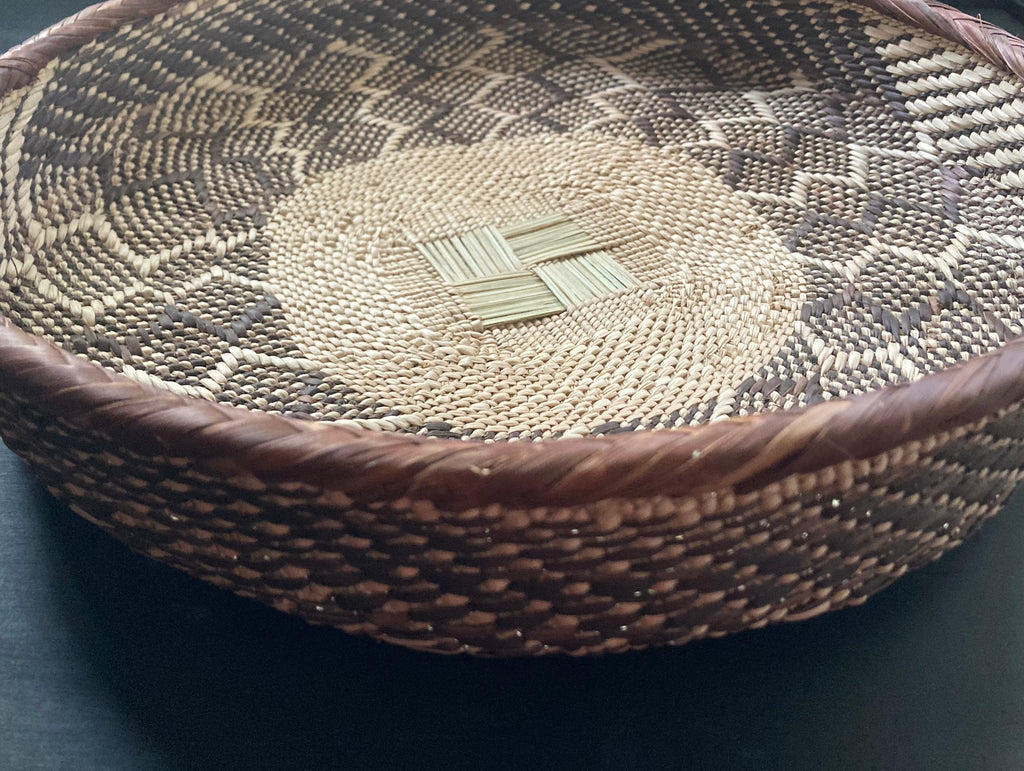 Fuente Zimbabue - Kalathia 