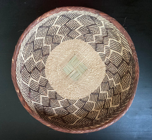 Fuente Zimbabue - Kalathia 